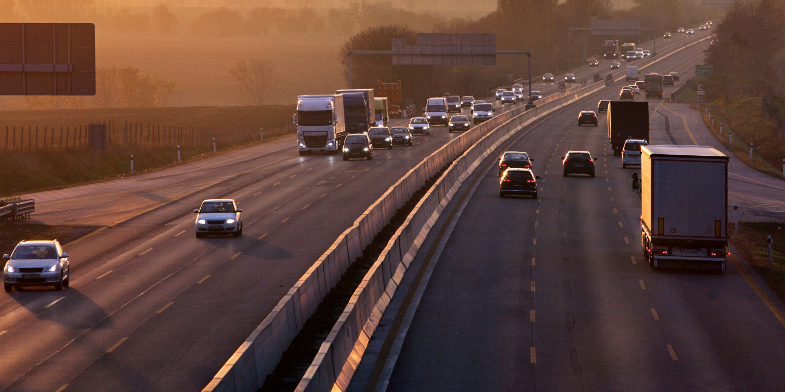 Wygodne przejazdy autostradami? Nadajnik e-Toll Twoim sprzymierzeńcem!